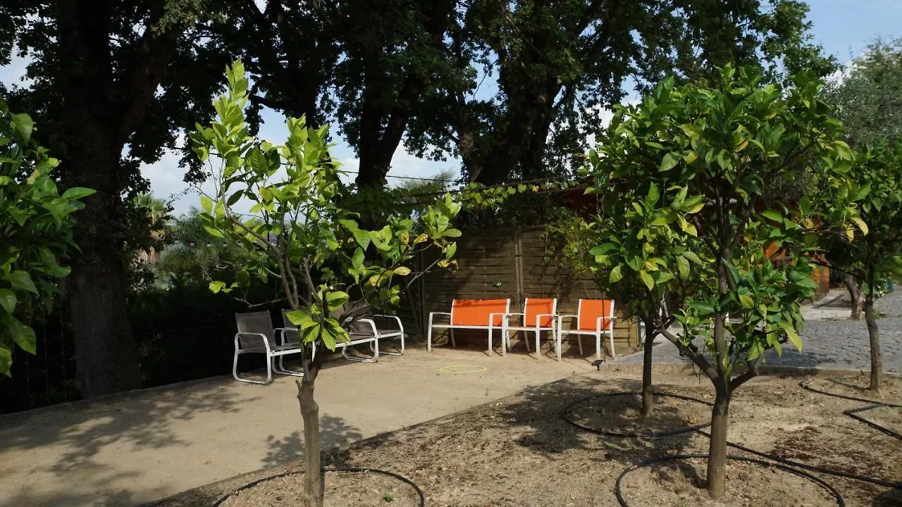 Maison Saint Paul Bnb 라콜레쉬르로