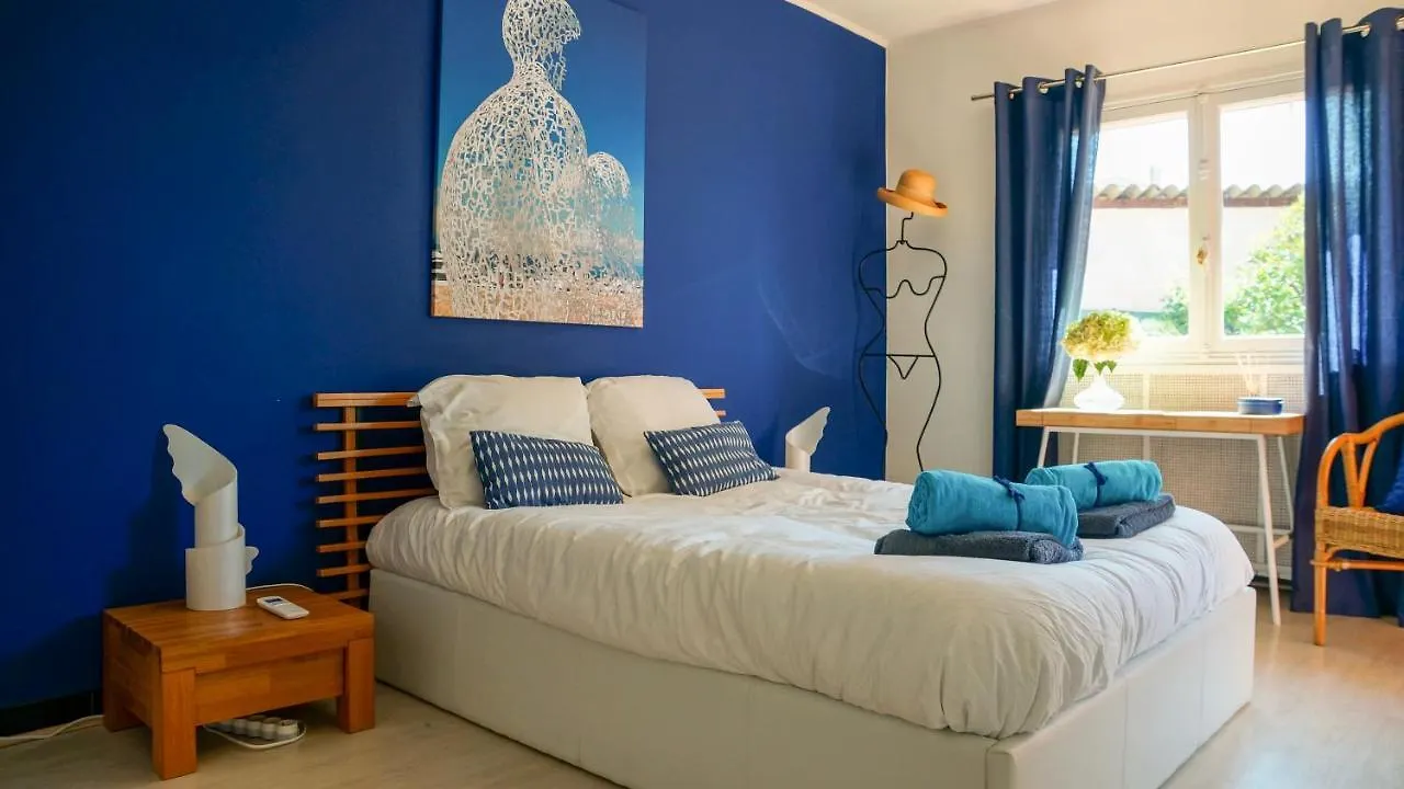 Maison Saint Paul Bnb 라콜레쉬르로 0*,  프랑스